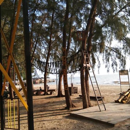 Zous Homestay Бантинг Экстерьер фото